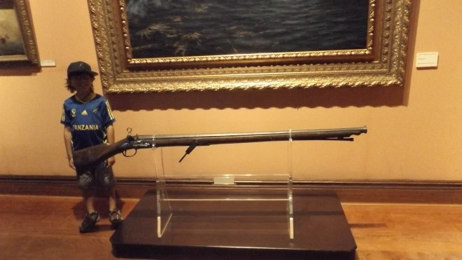 Now THAT'S a big gun!